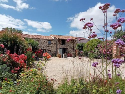 Monnieres Casa | Gîte de charme avec vélos dans un village viticole proche Clisson et Puy du Fou - FR-1-306-818