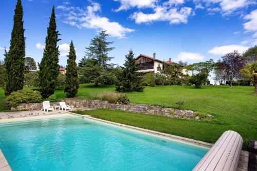 Figarol Apartamento | Gîte de Figarol - Vue sur les Pyrénées