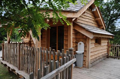 Lissac-sur-Couze Apartamento | Gîte de France La cabane du causse 1 étoile - Gîte de France 2 personnes MAE-6394