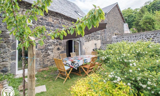 Olby Casa | Gîte de la Sioule - Olby