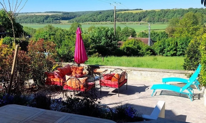 Tronchoy Casa | Gîte de la Tronchoyse, Entre Vins et Nature, Baignades en Rivières et Châteaux