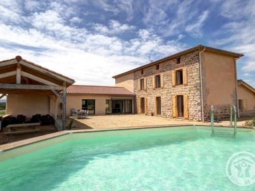 Pinay Casa | Gîte de luxe avec spa, piscine et sauna, animaux admis à Pinay - FR-1-496-274