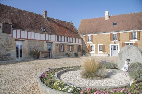 Saint-Wambert-des-Trois-Vallees Casa | Gîte de Vernelle - Saint Pierre en Auge