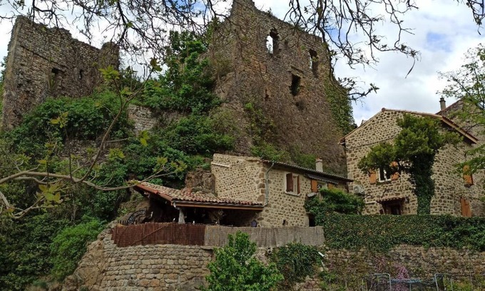Lamastre Casa | Gîte du Château de Retourtour