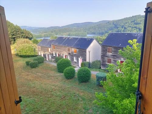 La Salvetat-sur-Agout Casa | Gîte du Gua des Brasses au bord du lac de la Raviège