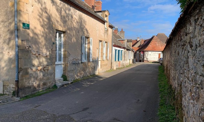 Ygrande Casa | Gîte du Sabotier near the spa Bourbon l'Archambault pets welcome