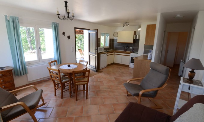 L'Escale Casa | Gîte en Provence (T2) / Casa de vacaciones en Provence