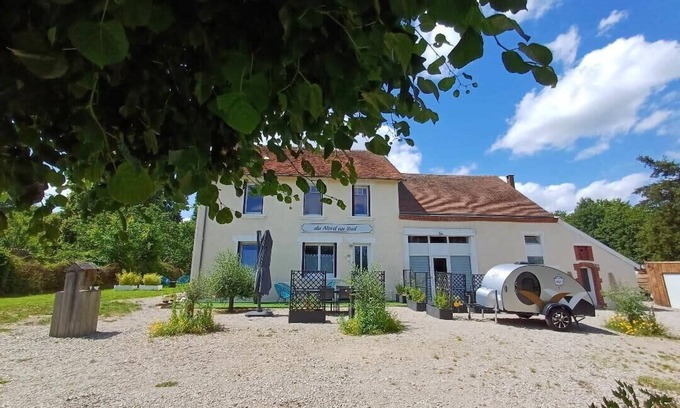 Eguzon-Chantome Casa | Gîte familial 4 chambres, 8-10 personnes Eguzon