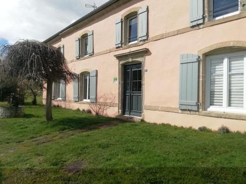 Remicourt Casa | Gîte familial 6 pers, vallée Vosges, proche Vittel, parking, jardin - FR-1-589-697