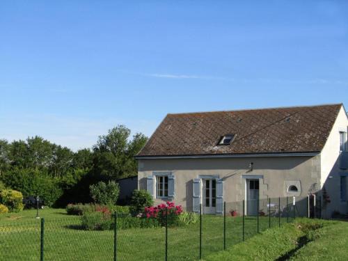Channay-sur-Lathan Casa | Gîte familial avec grand jardin, près des Châteaux de la Loire et activités nautiques - FR-1-381-494