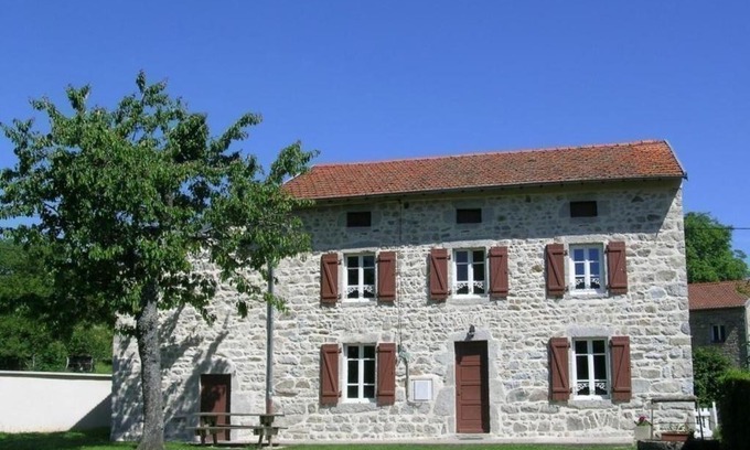 La Guillermie Casa | Gîte familial avec jardin, proche de Vichy, 4 chambres, draps inclus, animaux acceptés - FR-1-489-188