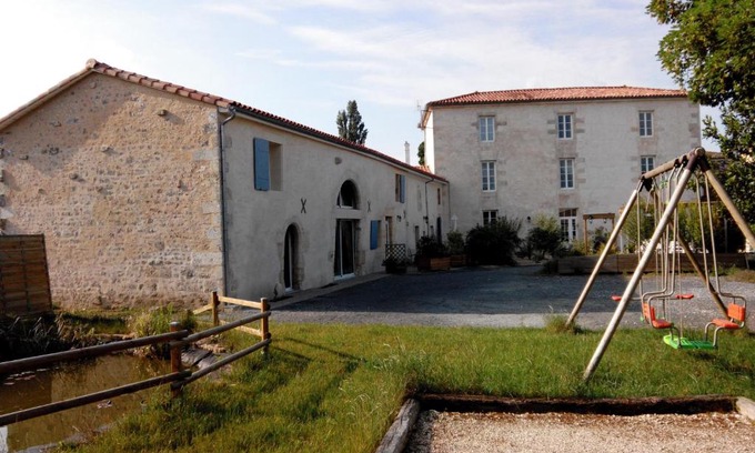 Gemozac Casa | Gîte familial - Les PALMIERS
