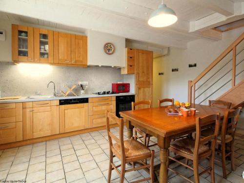 Gourgeon Casa | Gîte familial rénové avec jardin au cœur de la Vallée de la Saône - FR-1-583-467