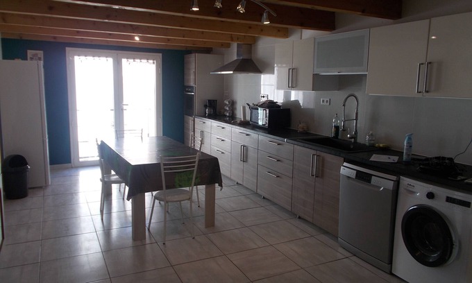 Bizanet Casa | Gîte Wifi, Clim, Patio, Garage 16km Narbonne