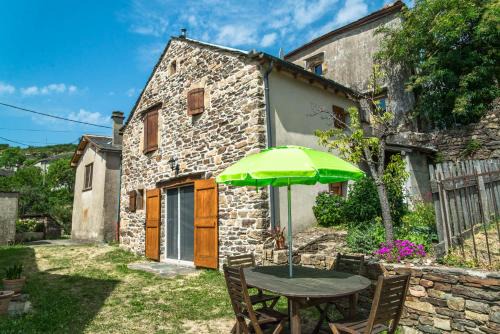La Salle-Prunet Casa | Gîte Gîte 2/4 personnes à La Grandville