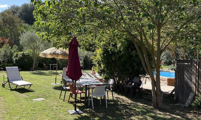Le Castellet Cama Y Desayuno | Gîte L'Atelier ***