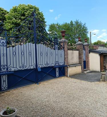 Villiers-Saint-Benoit Casa | Gîte L'instant Ressource pour rassemblement familial ou entre amis au coeur de la Puisaye Forterre
