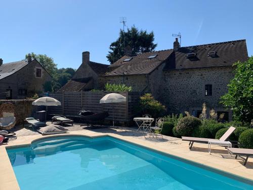 Moulins-le-Carbonnel Casa | Gîte La Cassine Saint-Ceneri-le-Gerei