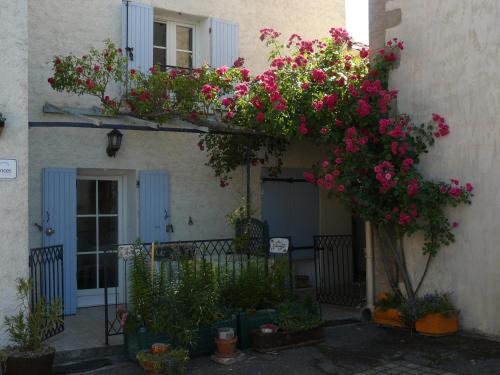 Le Chaffaut-Saint-Jurson Apartamento | Gîte la grange au cœur de la Provence