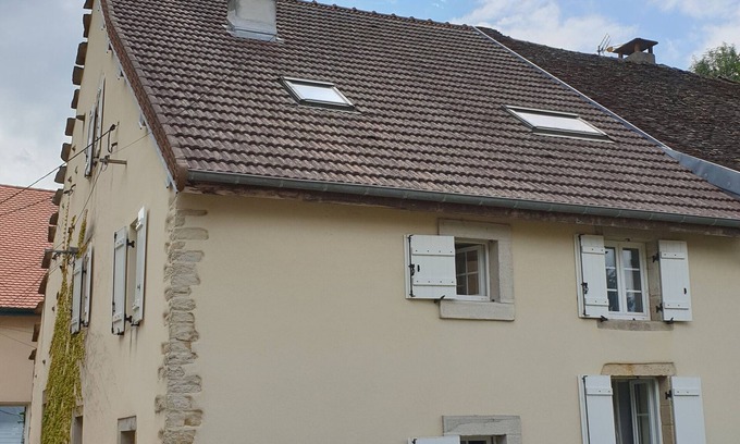 Passenans Casa | Gîte La Salamandre