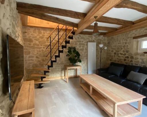 La Baume-Cornillane Casa | Gîte : La vieille bâtisse.