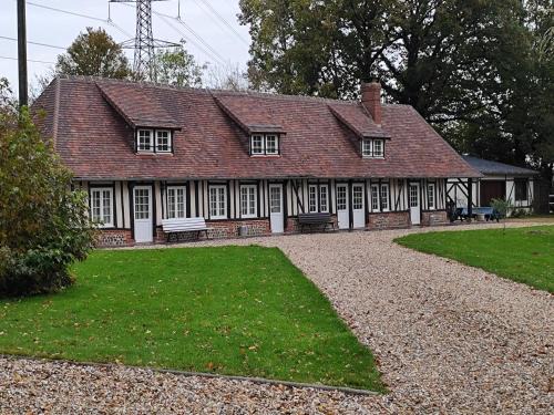 Saint-Martin-Saint-Firmin Casa | Gîte Le Clos Maridor - Grande Longère Normande -15 personnes