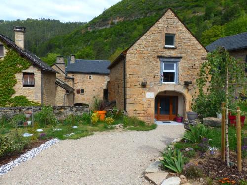 Brenoux Casa | Gîte le Nid du Colibri - 12 pers