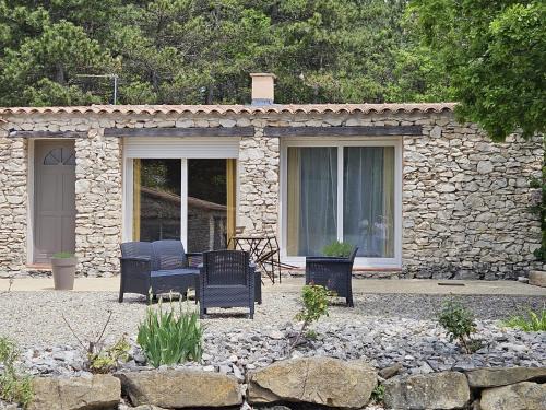 Monieux Apartamento | Gîte Le Refuge