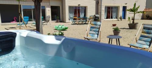 Messeme Casa | Gîte le relais du Mardelon