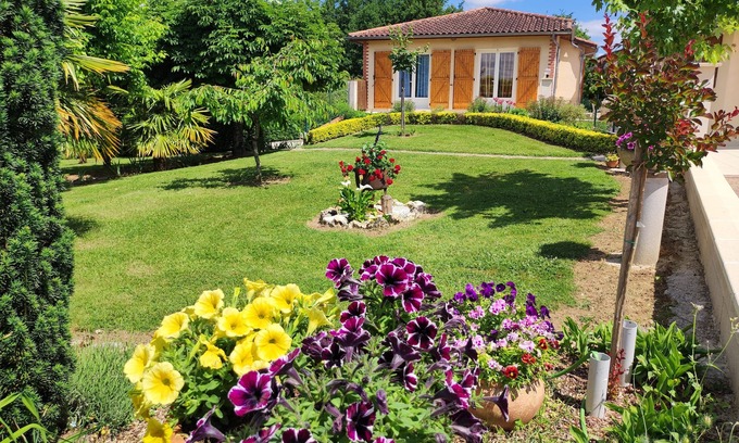 Puycornet Apartamento | Gîte Les Rosiers