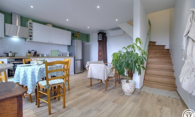 Plaine de l'Ain Casa | Gîte les volets bleus - MONTAGNIEU