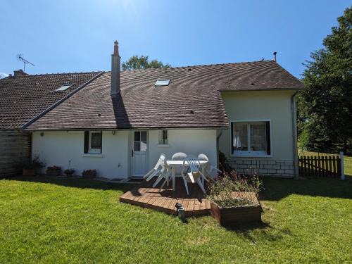 Montereau Casa | Gîte lumineux avec jardin paisible entre Montargis et Sully-sur-Loire, idéal familles et pros - FR-1-590-373