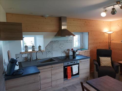 Fay-en-Montagne Casa | Gîte Massatho tout confort avec jardin
