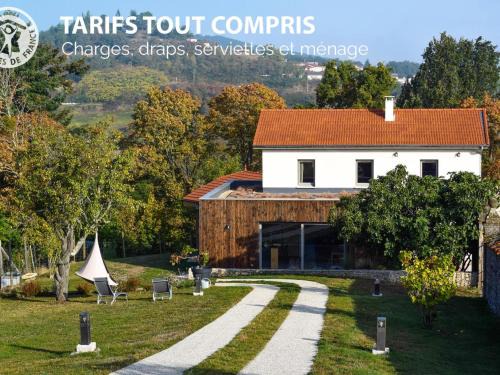 Montbrison Casa | Gîte moderne avec jardin, étang, terrasses et confort tout inclus à Montbrison - FR-1-496-157