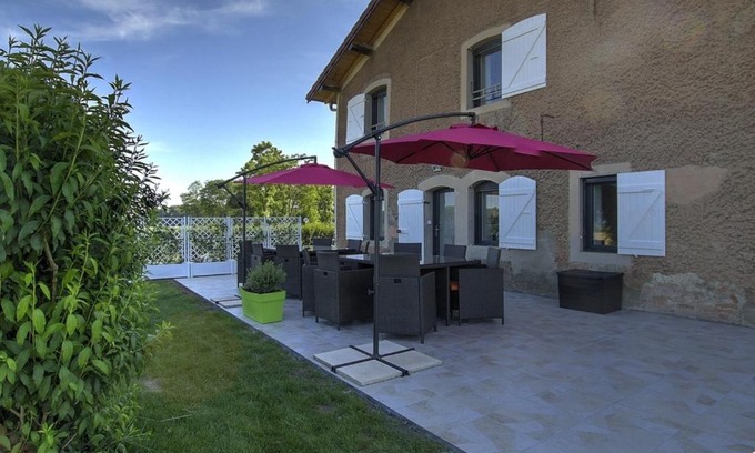 Peronnas Casa | Gîte Péronnas, 5 pièces, 12 personnes - FR-1-493-334
