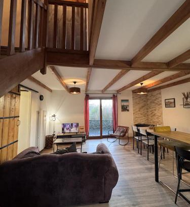 Spezet Casa | Gîte Paisible à la Campagne pour 5 Personnes
