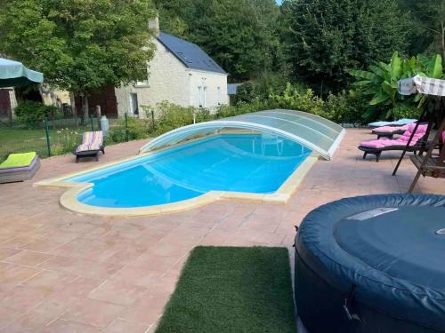 Faverolles Casa | Gîte rénové avec piscine chauffée près de Beauval, 10 pers., terrain de sport et nature. - FR-1-591-568
