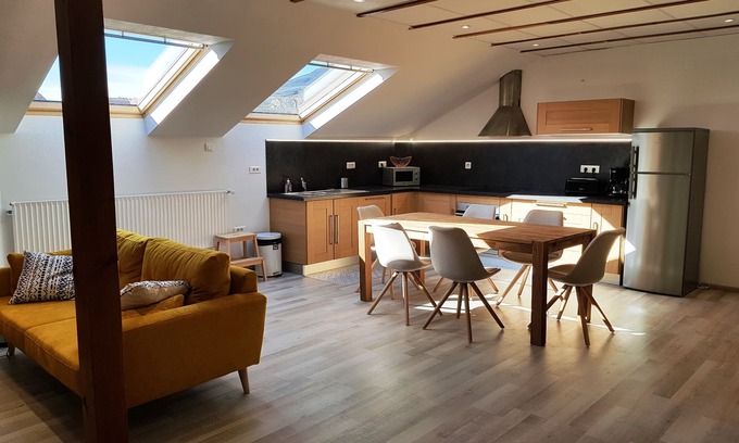 Pfaffenheim Apartamento | Gîte Riesling, 110m², 4-8 persons, wine route