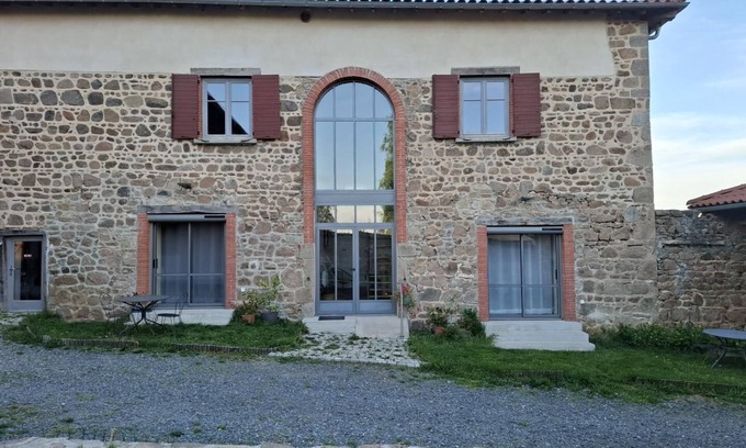 Saint-Clement-les-Places Casa | Gîte St Raphaël - Saint-clement-les-places