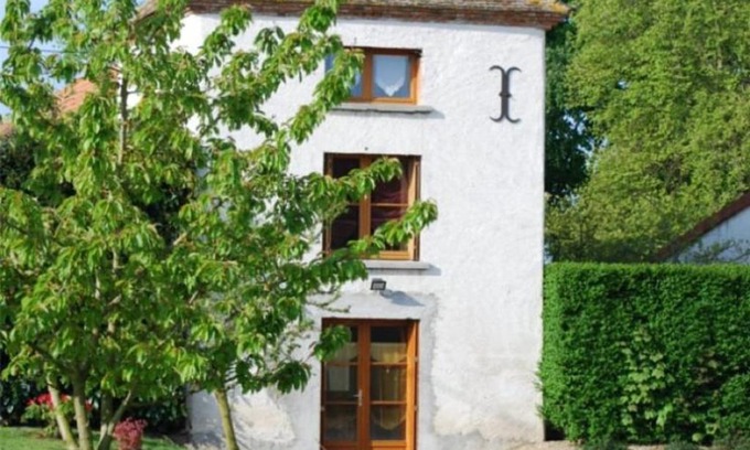Saint-Pourcain-sur-Sioule Casa | Gîte Saint-Pourçain-sur-Sioule, 2 pièces, 2 personnes - FR-1-489-30