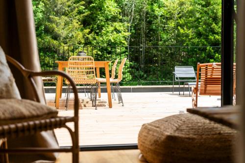Premanon Apartamento | Gîte singulier et authentique en cœur de forêt
