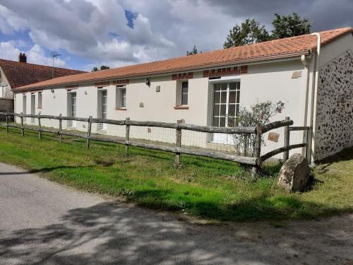 Saint-Pere-en-Retz Casa | Gîte spacieux avec jardin, SPA, et équipements bébé près de Pornic - FR-1-306-1041