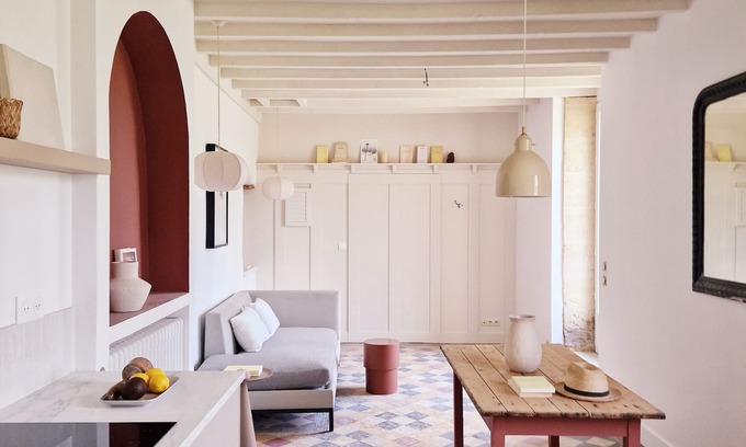 Saint-Romain-la-Virvee Casa | Gîte vinacacia