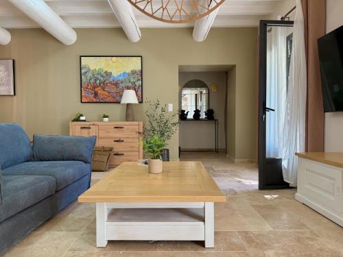 Chateaurenard Casa | Gîtes Amour de Provence