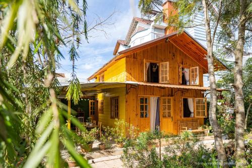 Phuong Apartamento | Gỗ Thông Lâm Viên Villa Đà Lạt