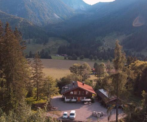 Bayrischzell Apartamento | G21 Alpine Chalet a MOUNTAIN HIDEAWAY