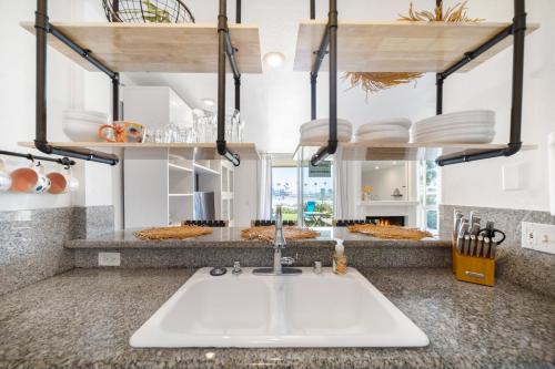 Townsite Casa | G35 - Golden Poppy Beach Cottage