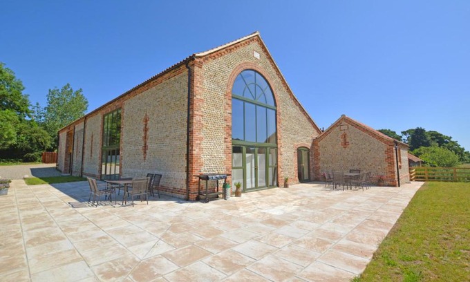 Cromer Casa | Ga Ga Barn