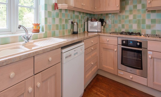 Corfe Castle Village Apartamento | Gable Cottage, Corfe Castle. Sleeps 6 & baby