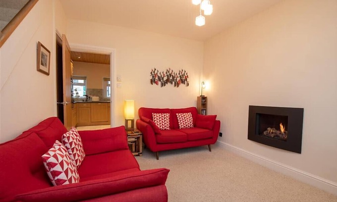 Braithwaite Cabaña | GABLE END, family friendly, with open fire in Keswick